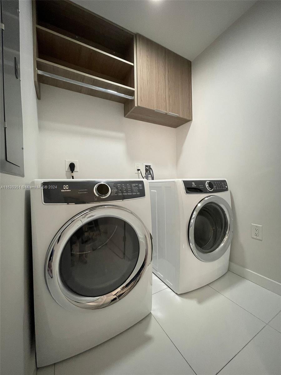 851 NE 1st Ave #4306, Miami FL 33132