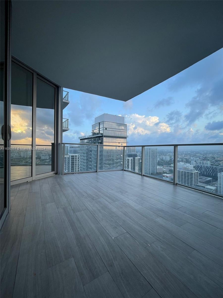 851 NE 1st Ave #4306, Miami FL 33132