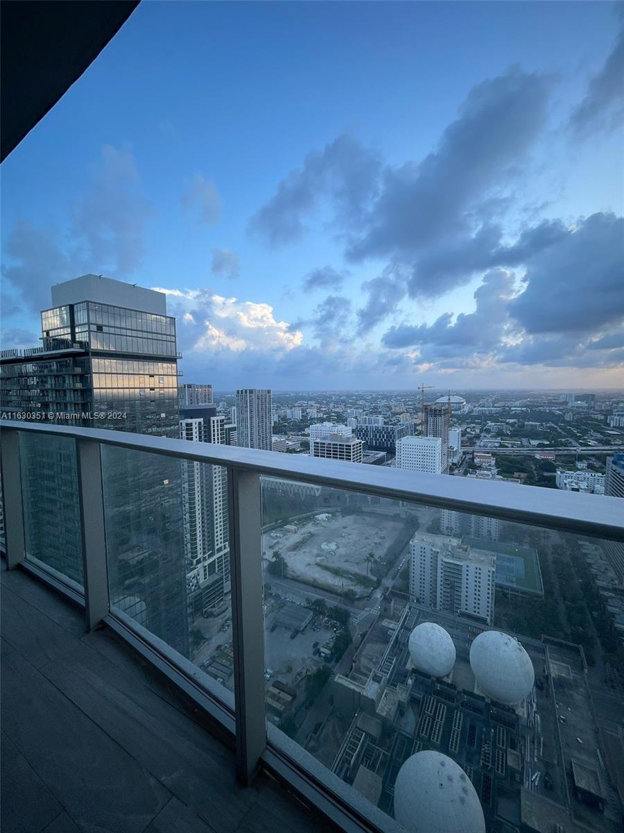 851 NE 1st Ave #4306, Miami FL 33132