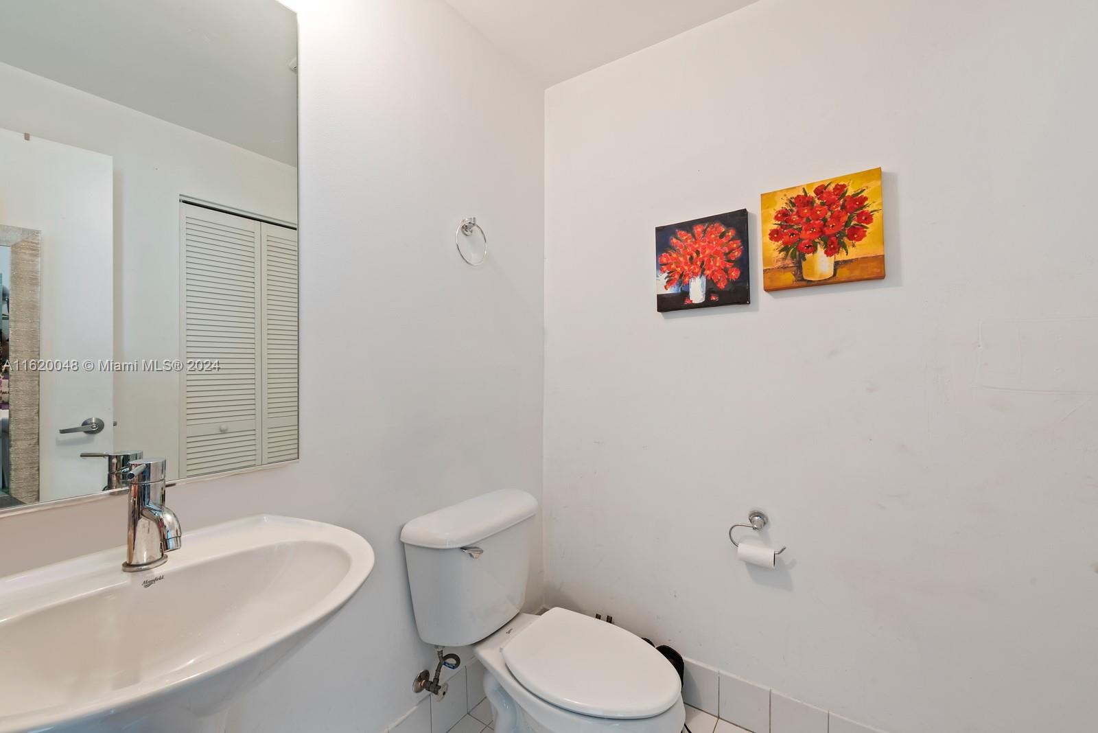 888 Biscayne Blvd #3802, Miami FL 33132