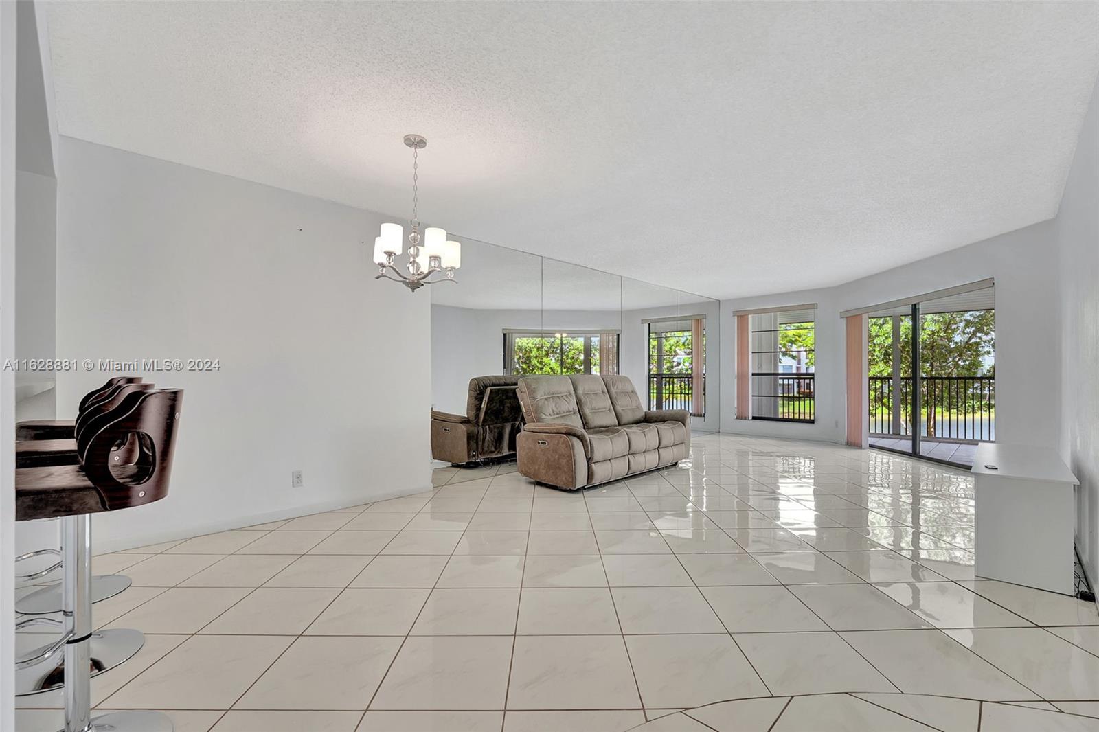 7229 Fairfax Dr #203, Tamarac, Florida image 18