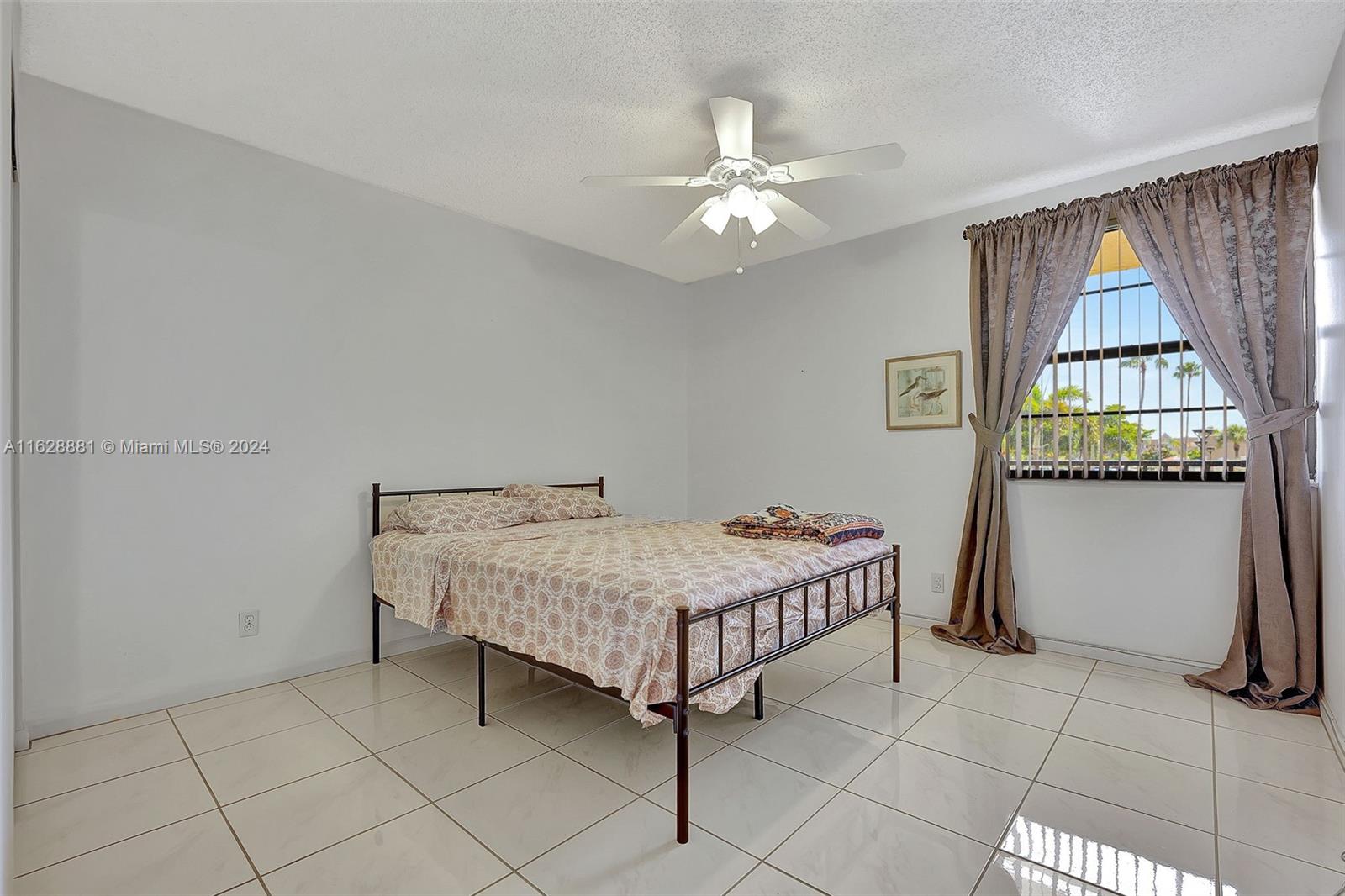 7229 Fairfax Dr #203, Tamarac, Florida image 7