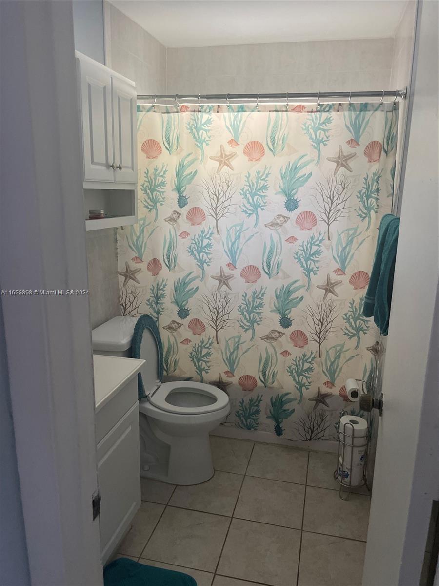 172 NW 78th Ter, Margate, Florida image 17