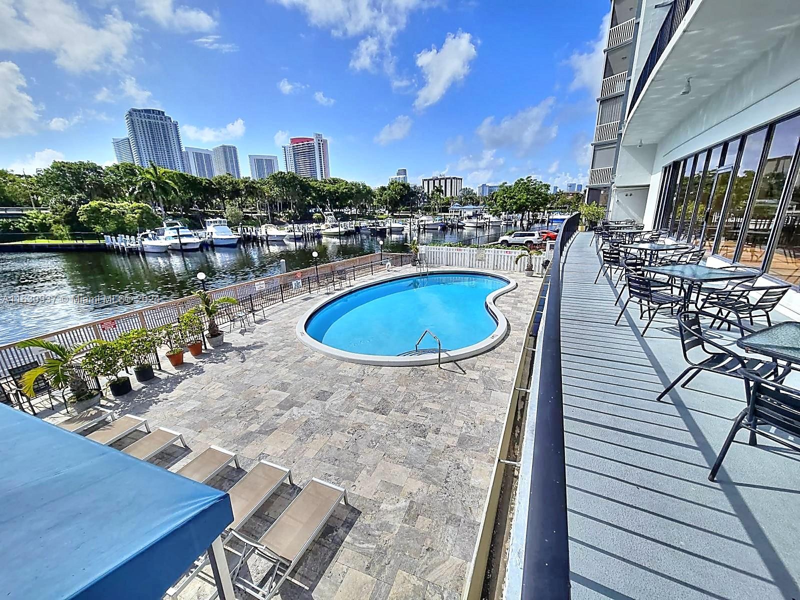 300 Diplomat Pkwy #203, Hallandale Beach, Florida image 37