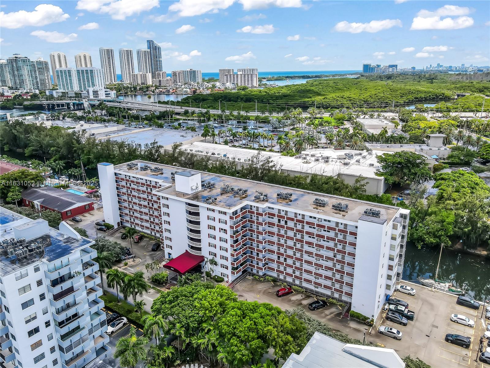 3660 NE 166th St #603, North Miami Beach, Florida image 18