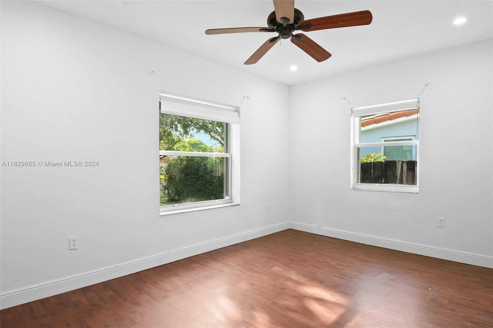 540 Cardinal St, Miami Springs, Florida image 12