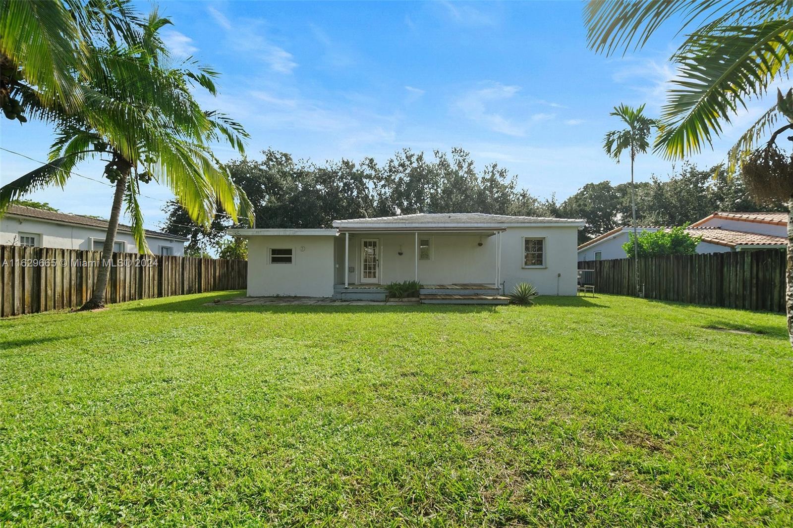 540 Cardinal St, Miami Springs, Florida image 23