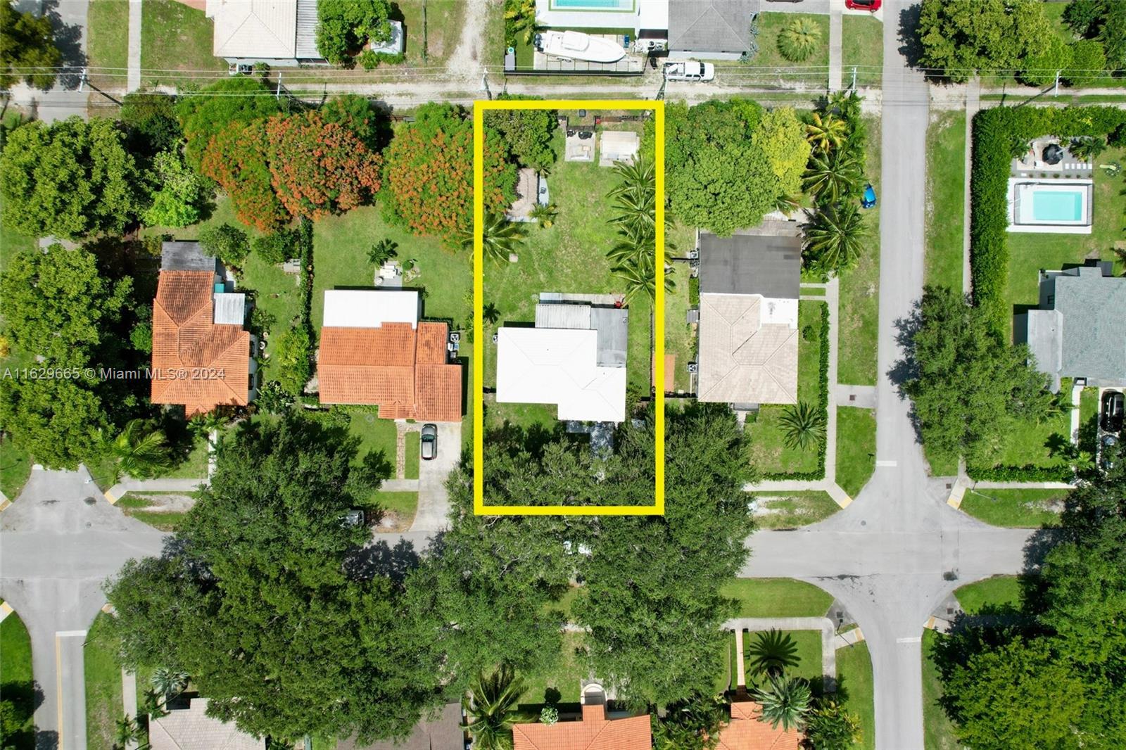 540 Cardinal St, Miami Springs, Florida image 3