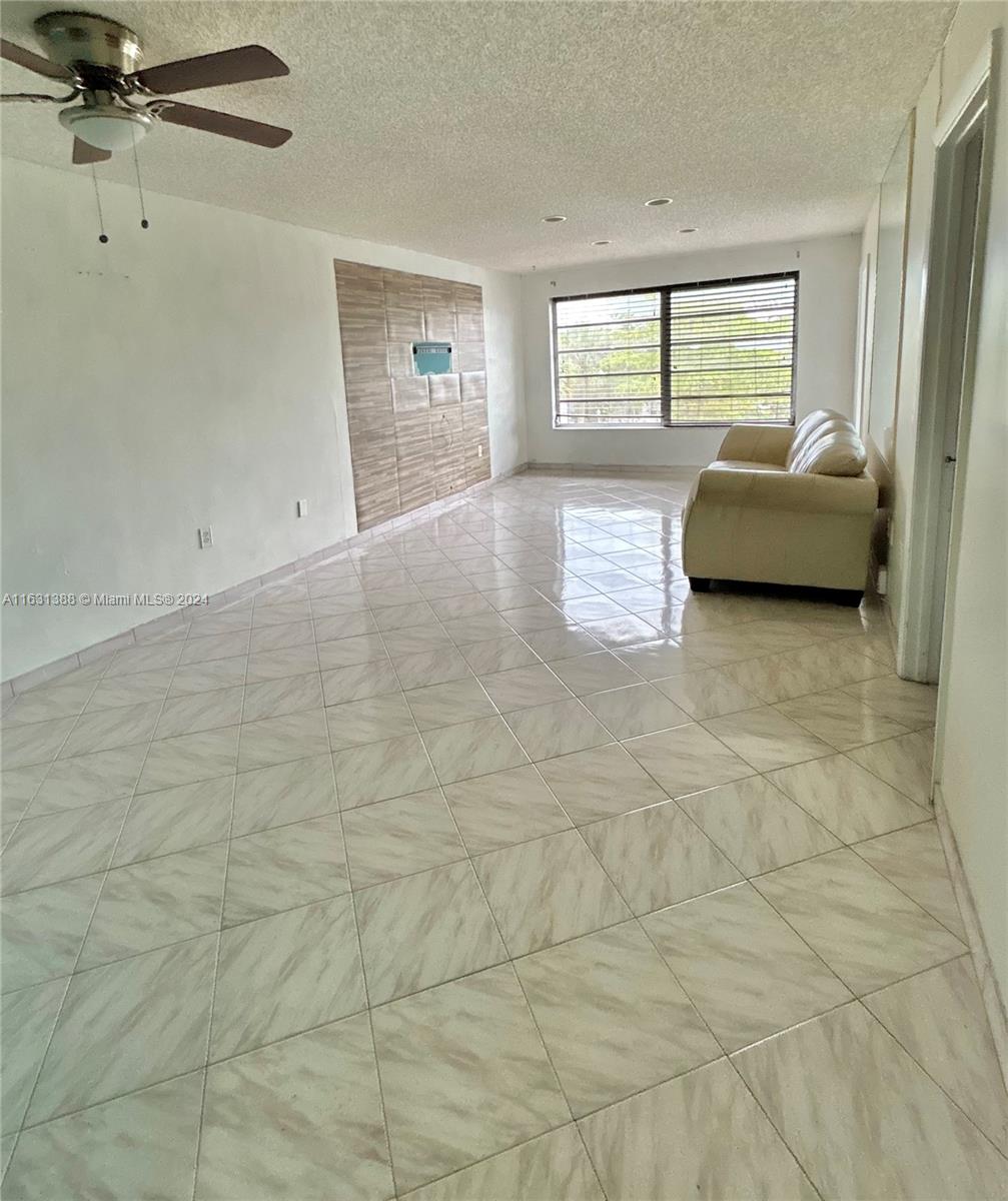 7480 NW 17th St #305, Plantation, Florida image 2