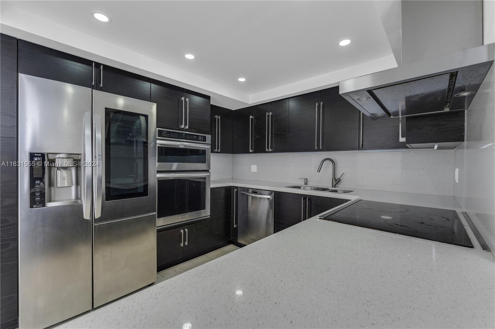 2780 NE 183 Street #1414, Aventura, Florida image 2