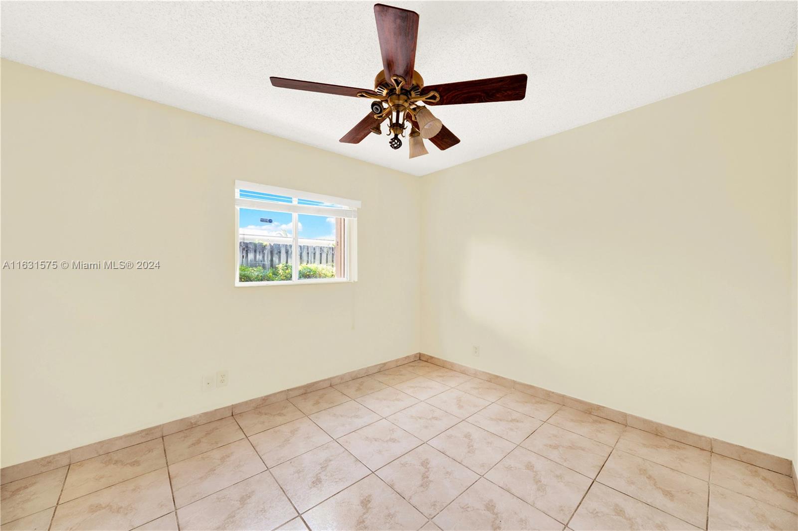 9693 NW 28th St, Coral Springs, Florida image 16