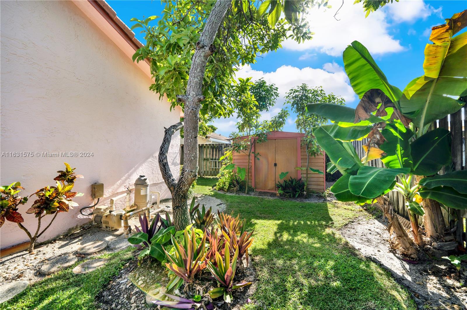 9693 NW 28th St, Coral Springs, Florida image 24