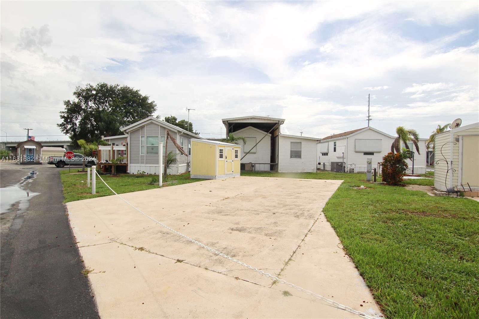 1159 Daniels Road #67, Moore Haven, Florida image 1