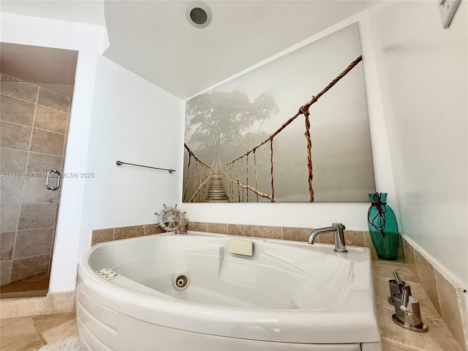 18201 Collins Ave #5105, Sunny Isles Beach FL 33160