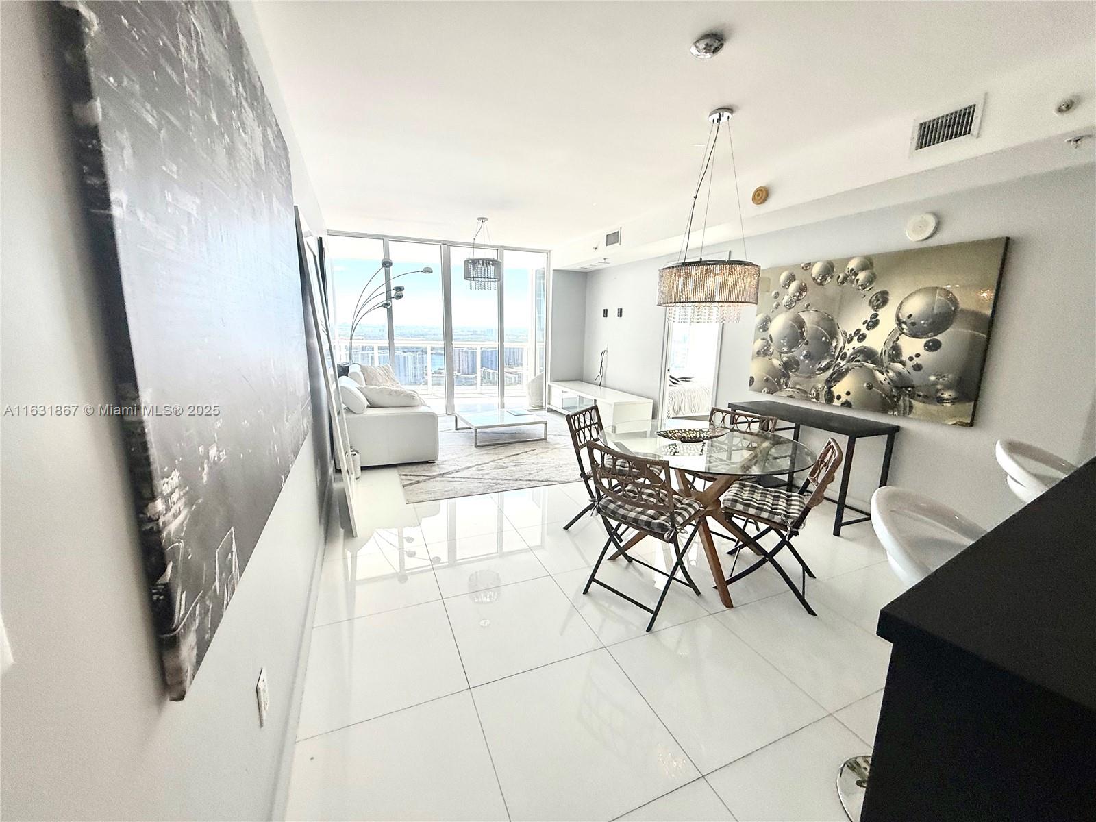 18201 Collins Ave #5105, Sunny Isles Beach FL 33160