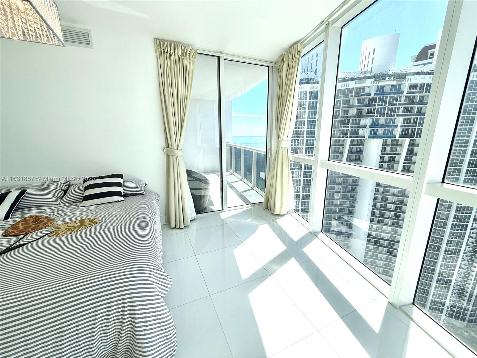18201 Collins Ave #5105, Sunny Isles Beach FL 33160