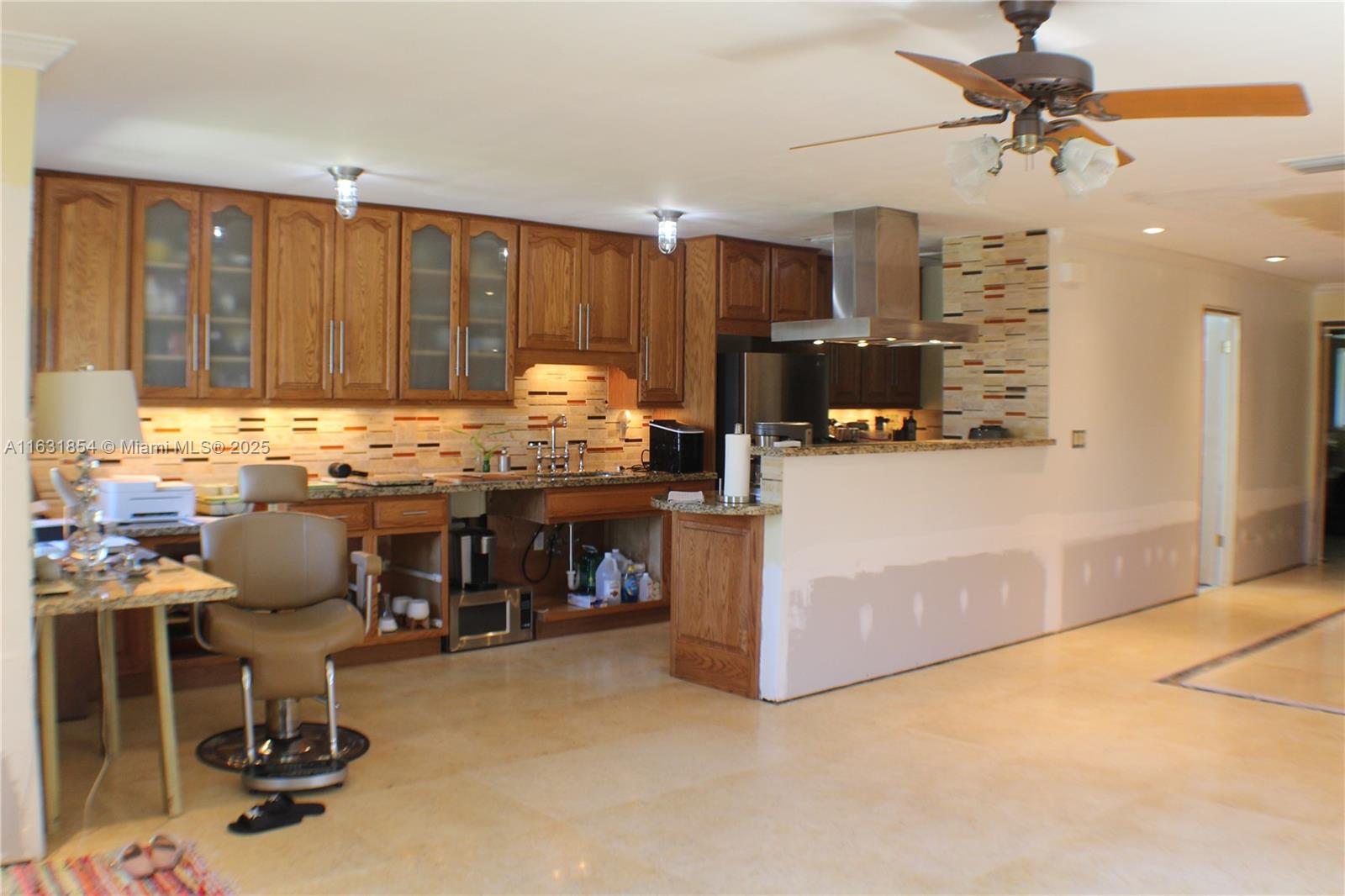 830 SW 14th St, Fort Lauderdale, Florida image 32