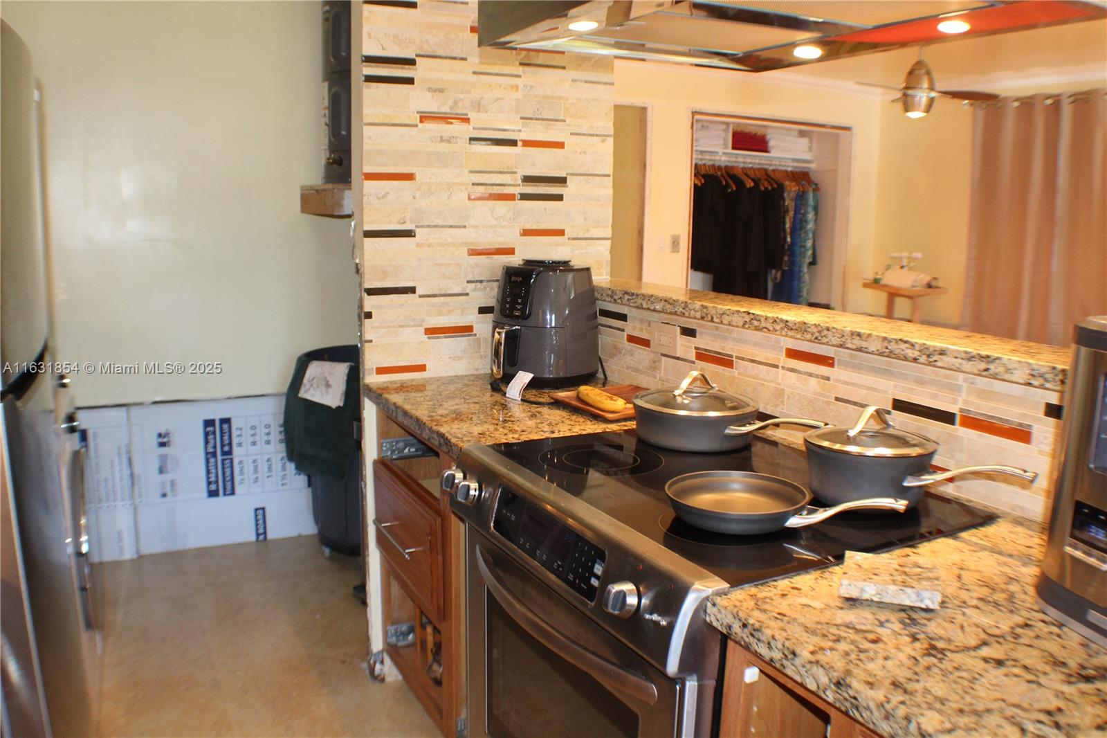 830 SW 14th St, Fort Lauderdale, Florida image 36