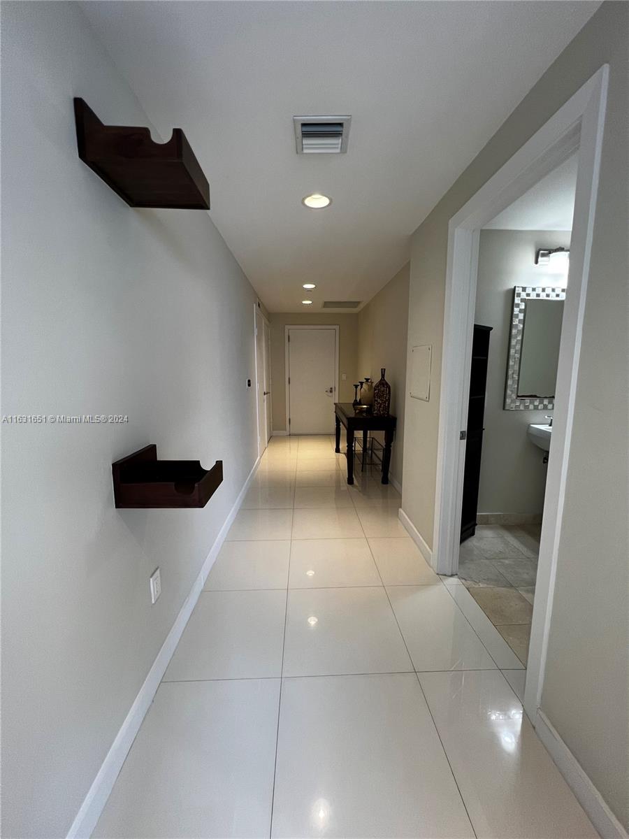 1050 Brickell Ave #2818, Miami, Florida image 4