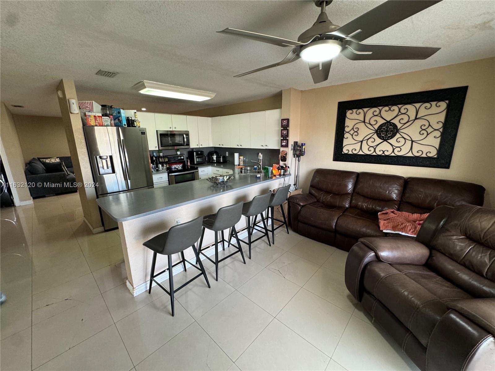 8851 NW 119th St #3415-3, Hialeah Gardens, Florida image 1