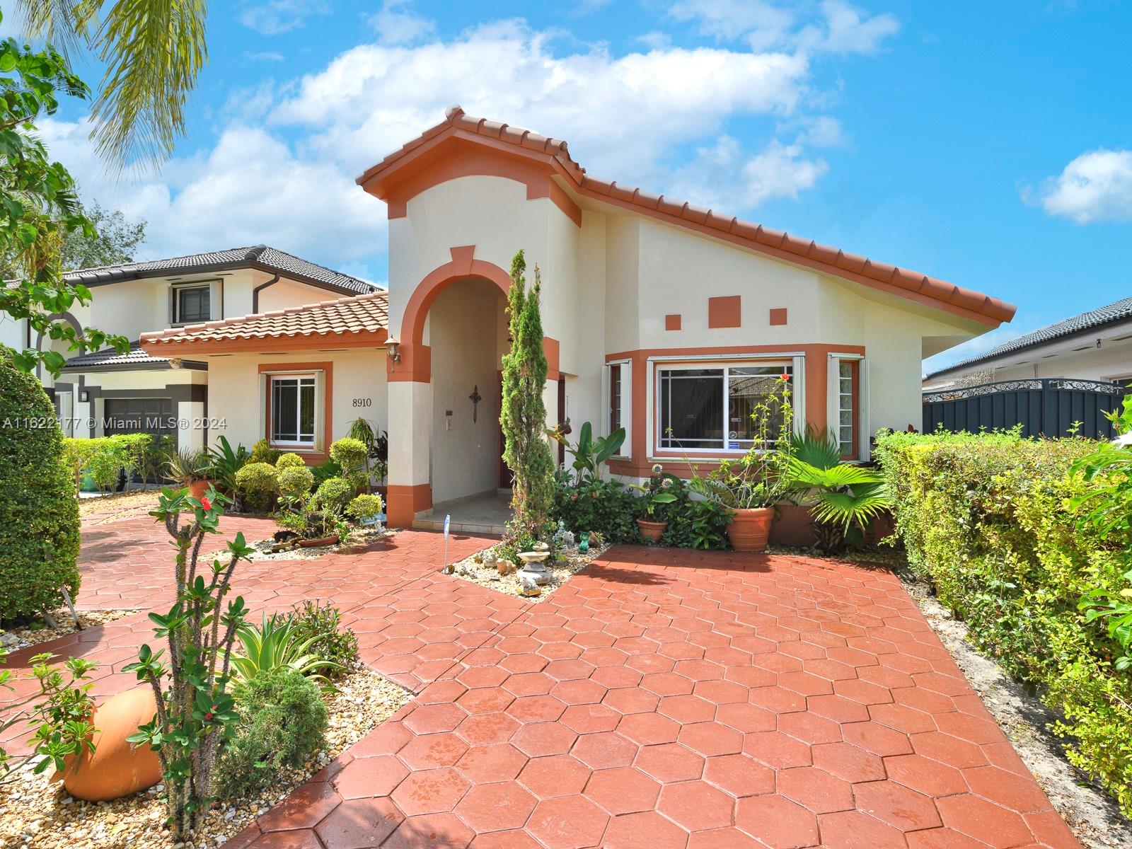 8910 NW 153rd Ter, Miami Lakes, Florida image 1