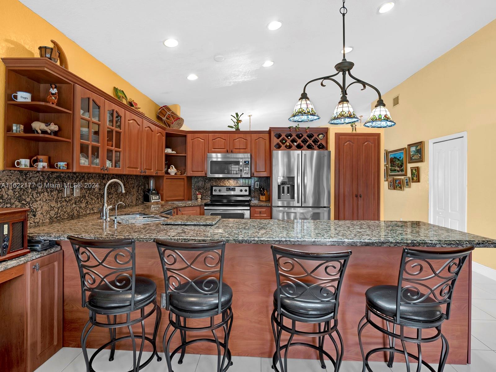 8910 NW 153rd Ter, Miami Lakes, Florida image 13