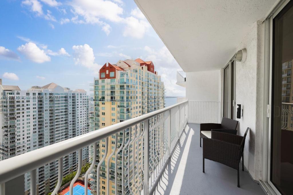 1200 Brickell Bay Dr #3404, Miami, Florida image 18