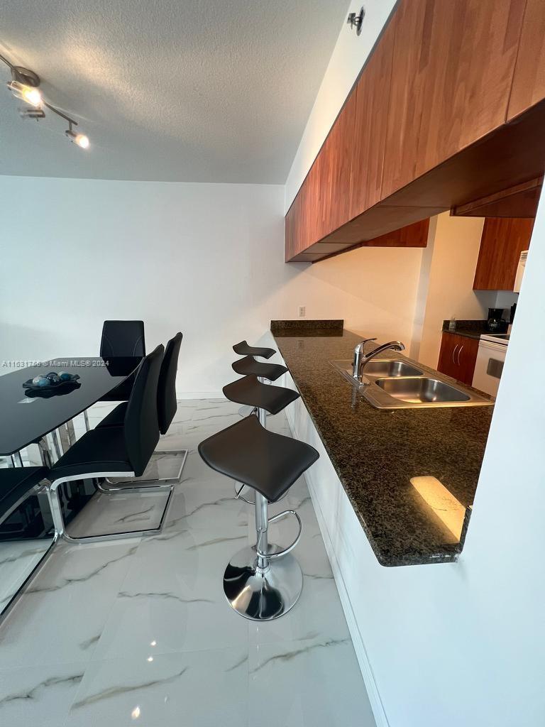 1200 Brickell Bay Dr #3404, Miami, Florida image 3