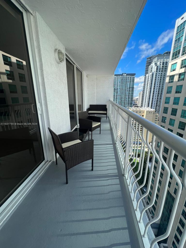 1200 Brickell Bay Dr #3404, Miami, Florida image 4