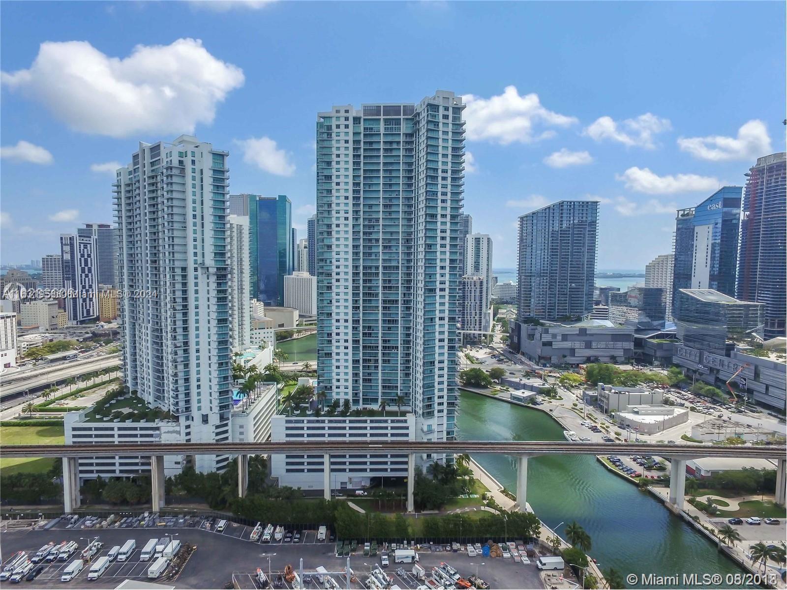 Exquisite 2-bedroom, 2-bathroom condo offers a blend of modern sophistication and vibrant city living. This residence boasts a prime location with easy access to the best dining, entertainment, and cultural attractions that Miami has to offer. Unit with spectacular river, water, and city views from the 24th floor, Open kitchen with stainless steel European appliances, white cabinetry, and plenty of natural light. Spacious living space, washer and dryer unit. Ceramic floors throughout, plenty of closet space, and more. Amenities feature a Mezzanine with a pool table, pool, Spa, Fitness center, business center, children's playroom, and so much more.