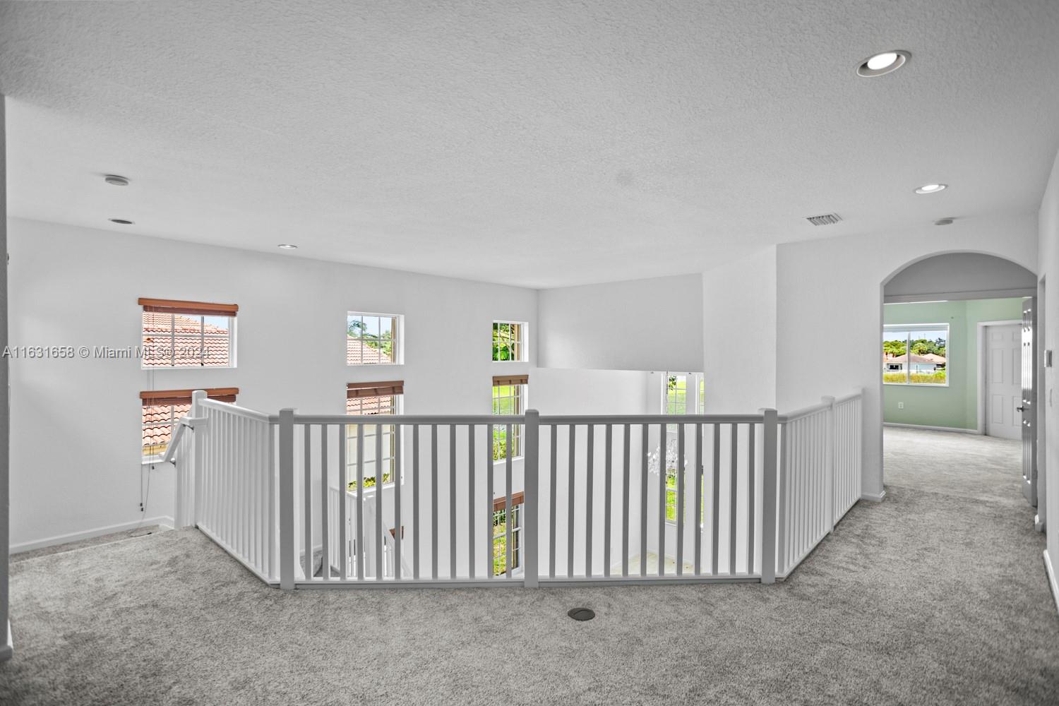 Listing Photo 34
