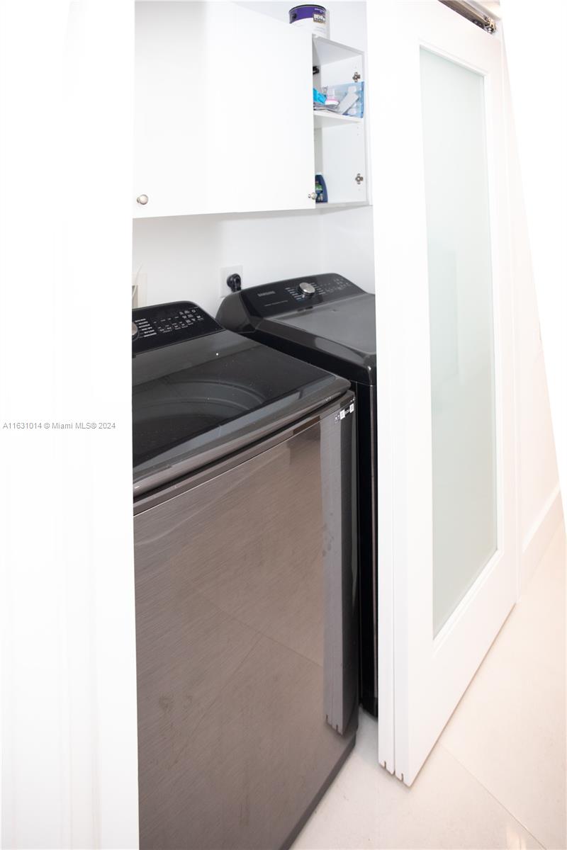 901 Brickell Key Blvd #3206, Miami FL 33131