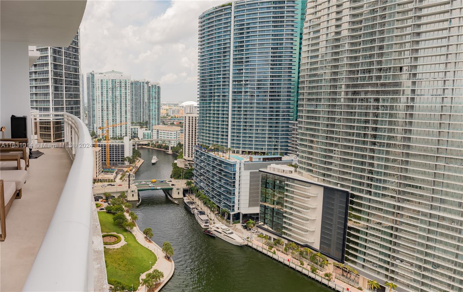 901 Brickell Key Blvd #3206, Miami FL 33131