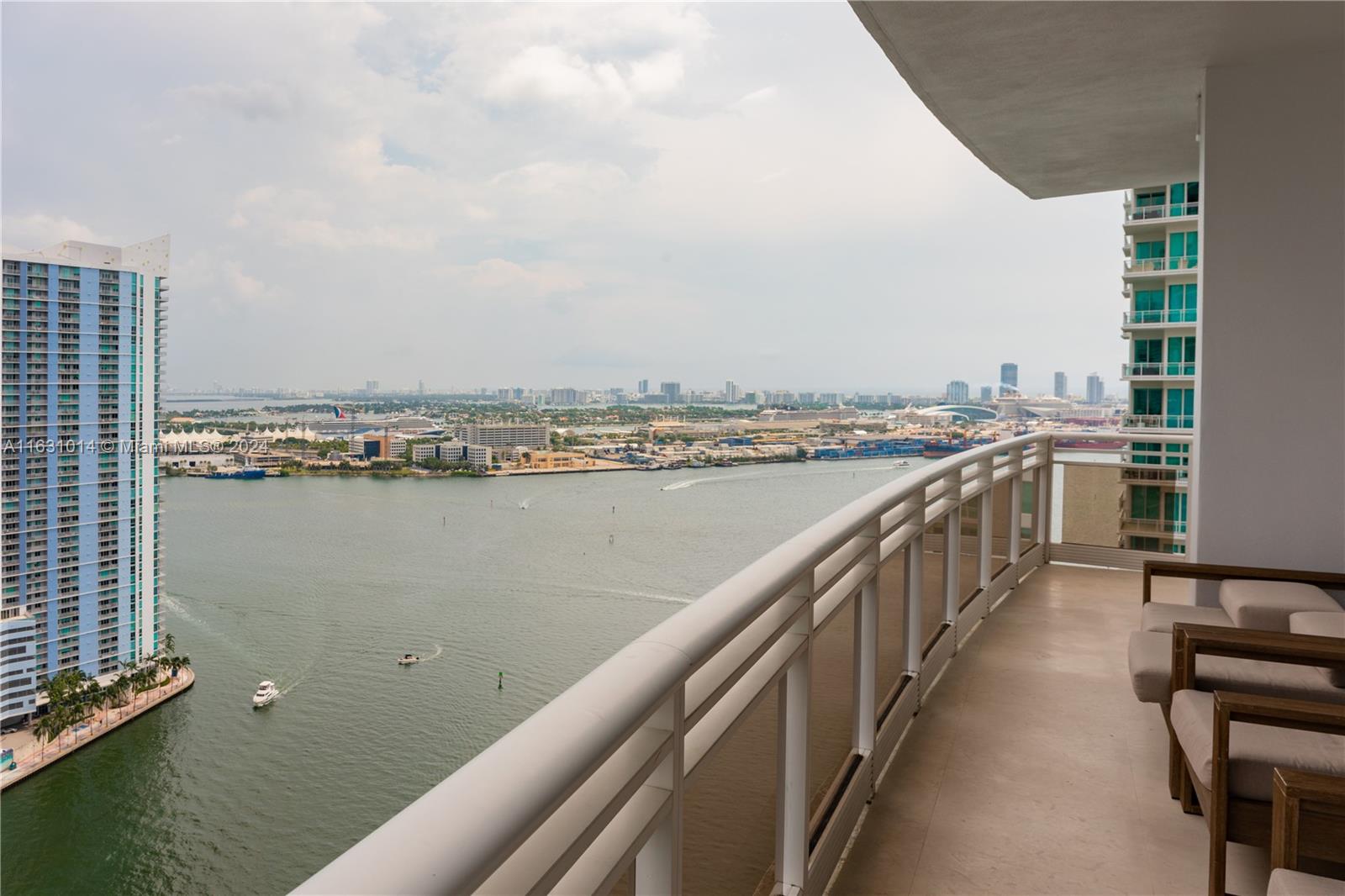 901 Brickell Key Blvd #3206, Miami FL 33131