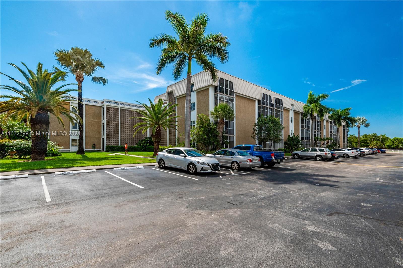 2990 NE 16th Ave #201, Oakland Park, Florida image 28