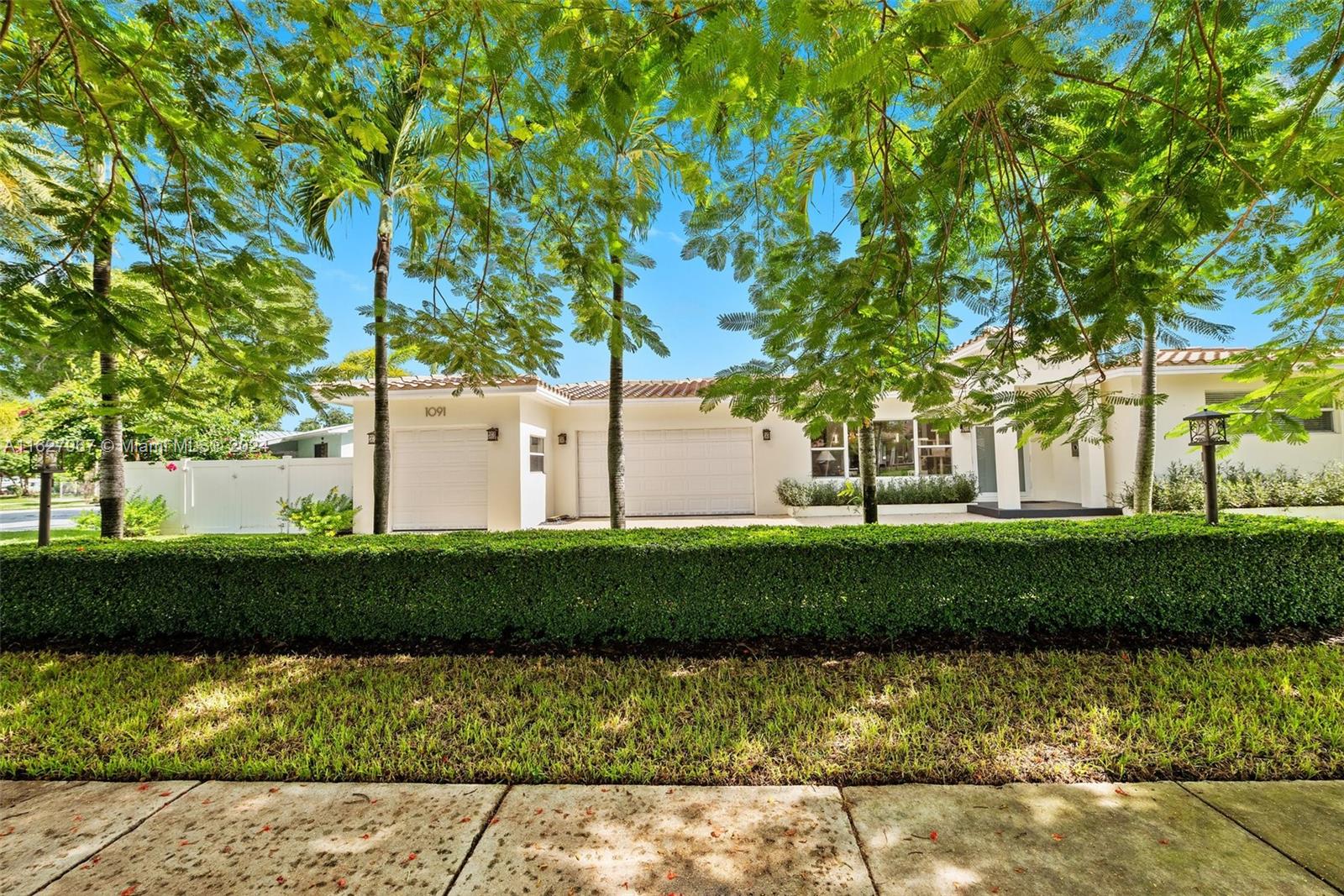 1091 Ibis Ave, Miami Springs, Florida image 3