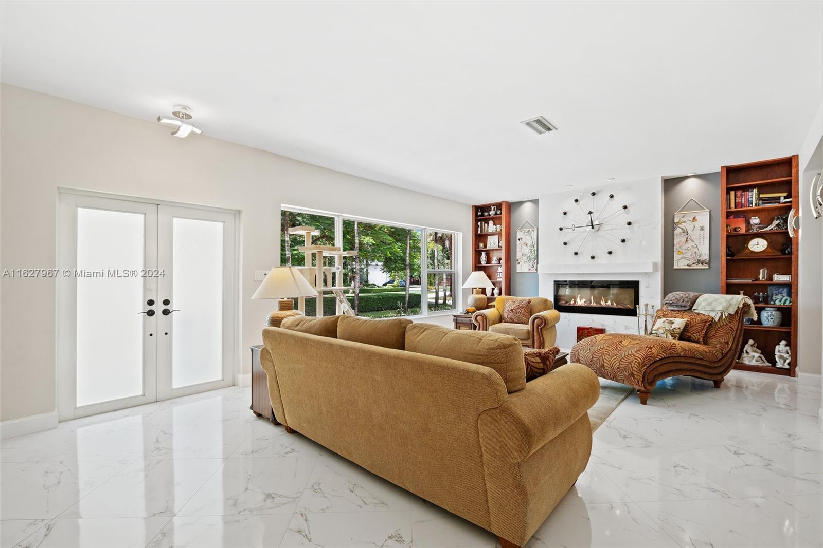 1091 Ibis Ave, Miami Springs, Florida image 7