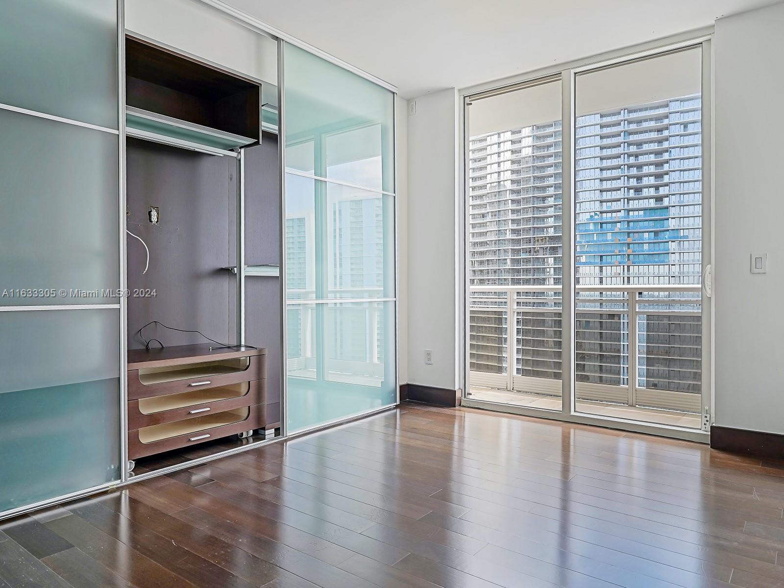901 Brickell Key Blvd #2904, Miami FL 33131