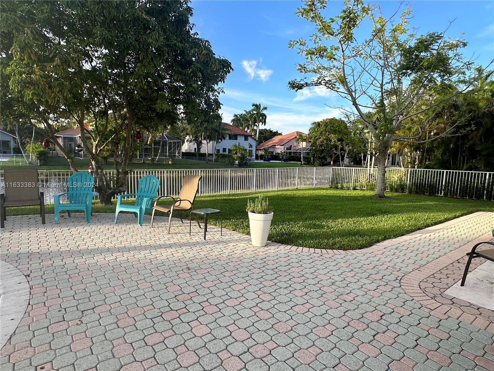 18115 NW 15th Ct, Pembroke Pines, Florida image 18