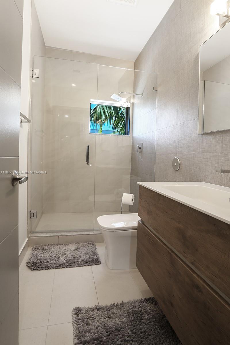 821 NE 17th Ave #10, Fort Lauderdale, Florida image 27