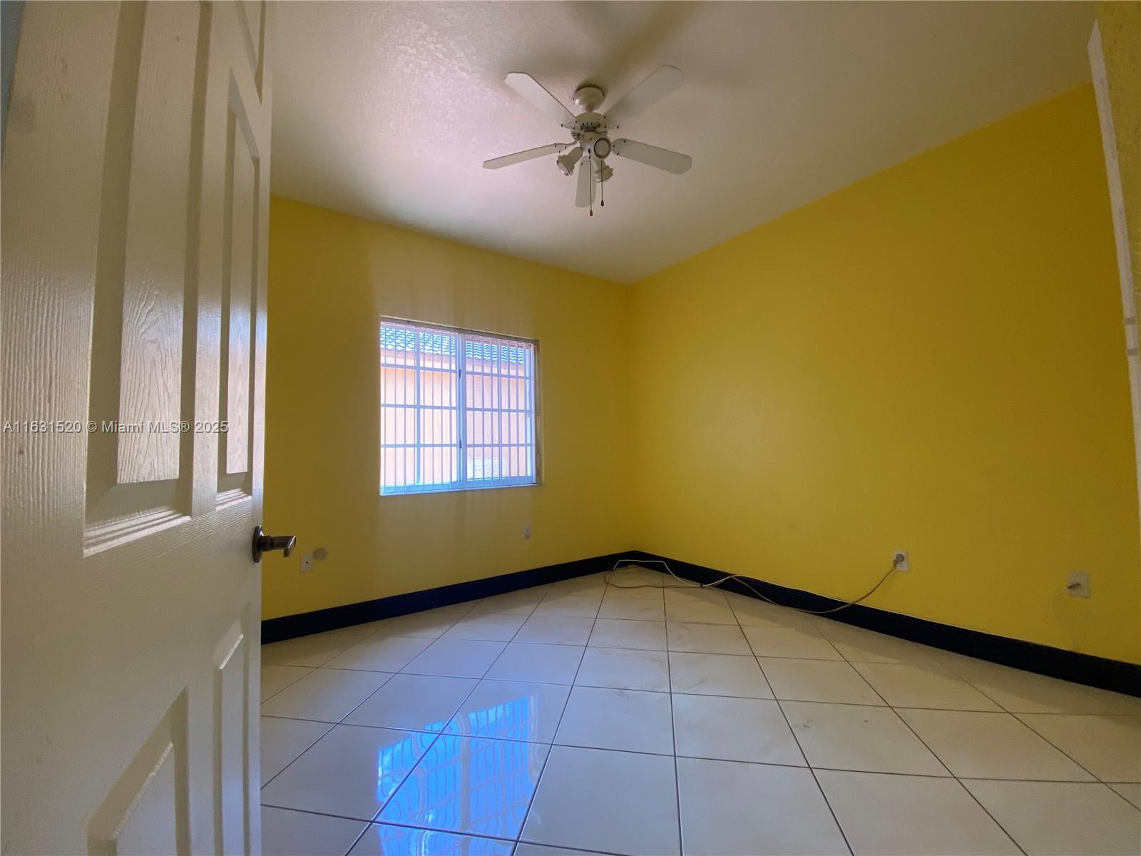 8963 NW 145th St, Miami Lakes, Florida image 11