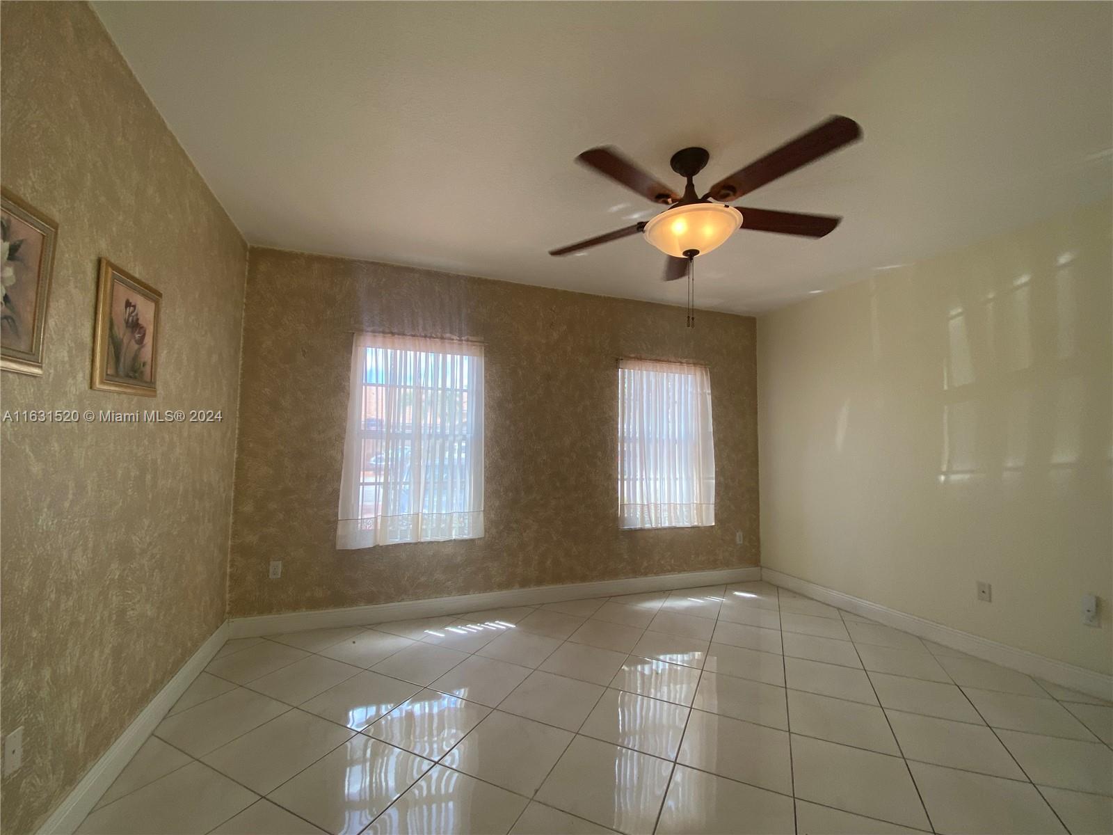 8963 NW 145th St, Miami Lakes, Florida image 13