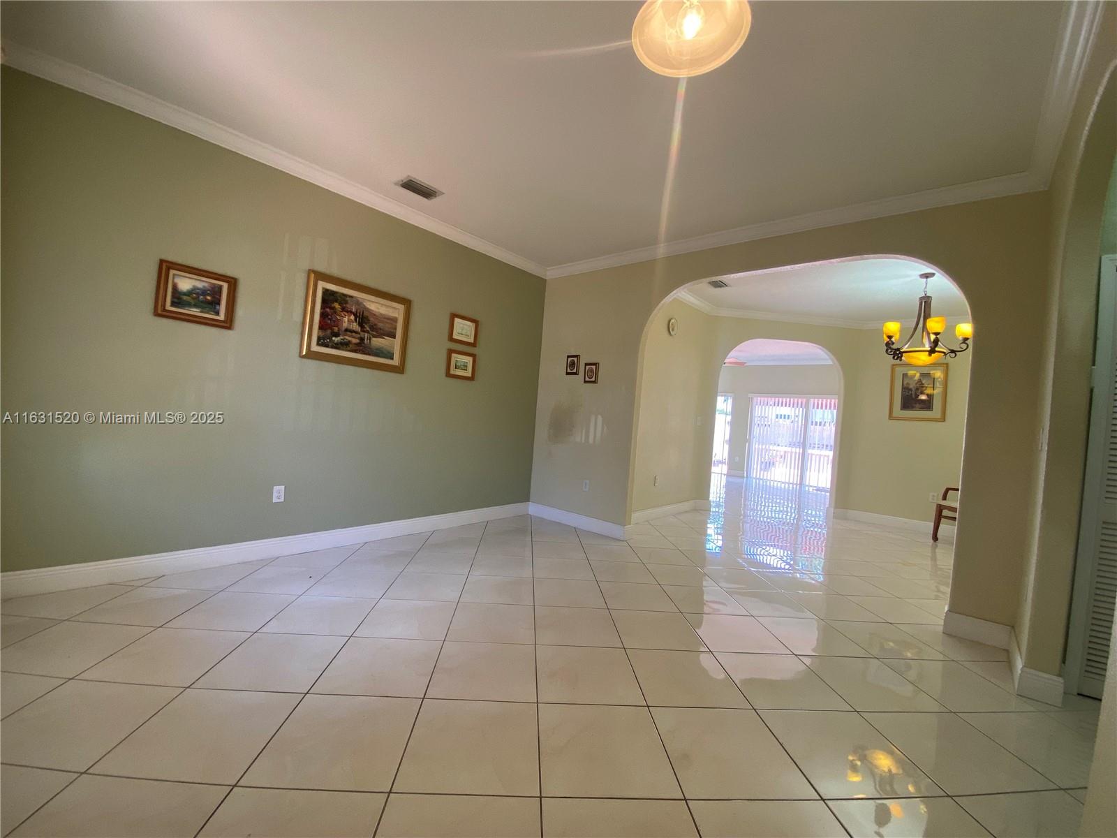 8963 NW 145th St, Miami Lakes, Florida image 2