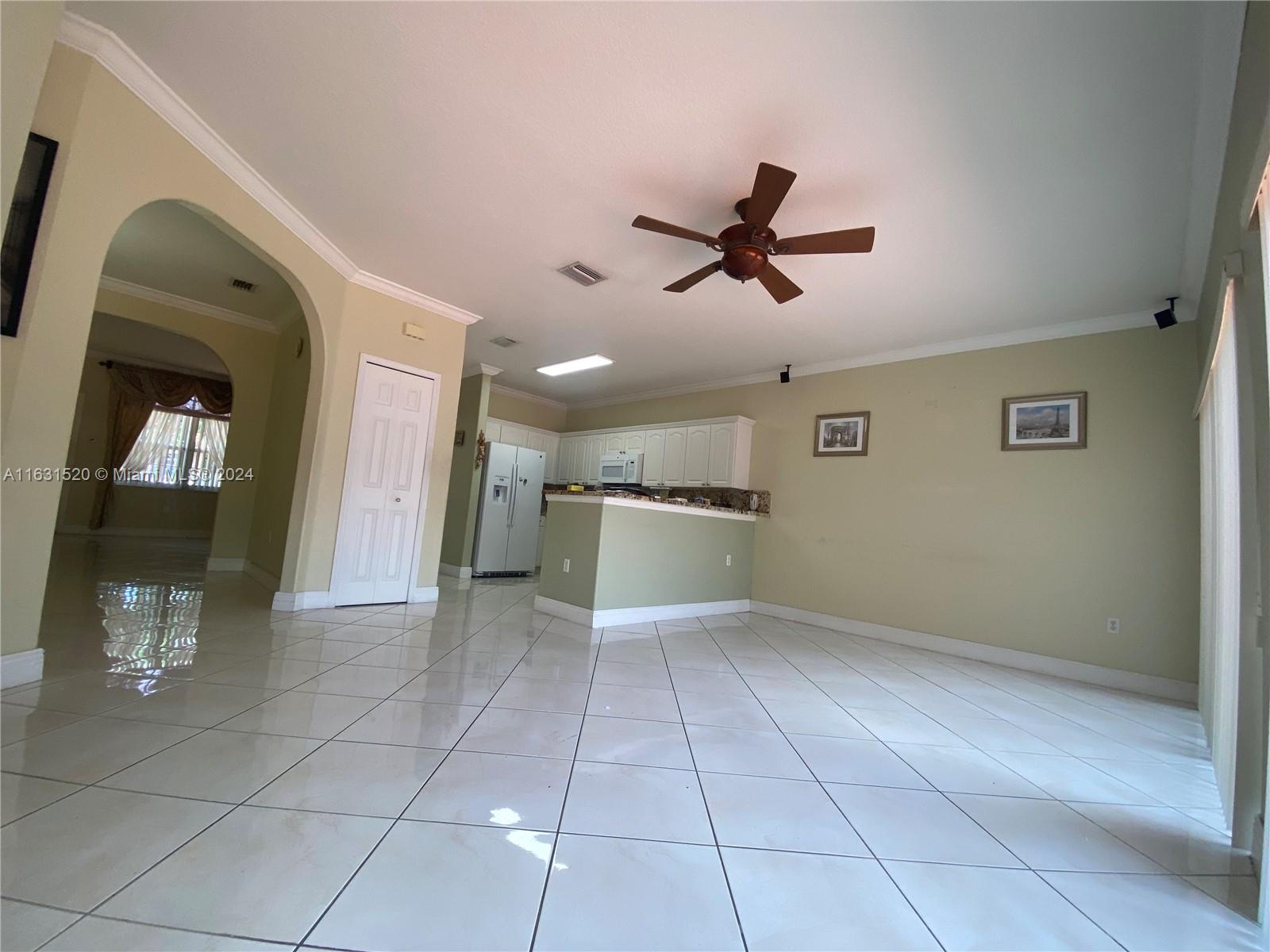 8963 NW 145th St, Miami Lakes, Florida image 6