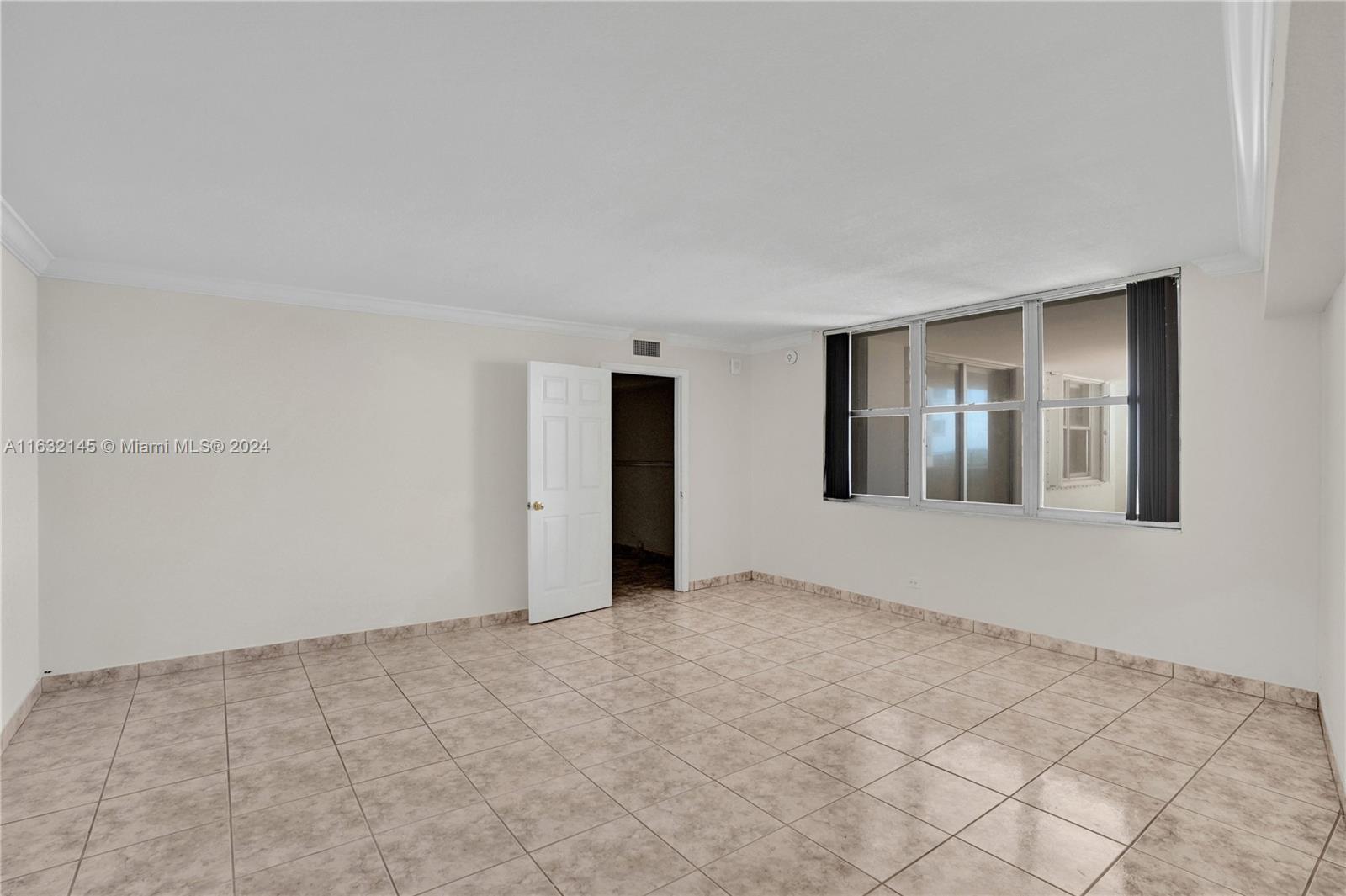 Listing Photo 24