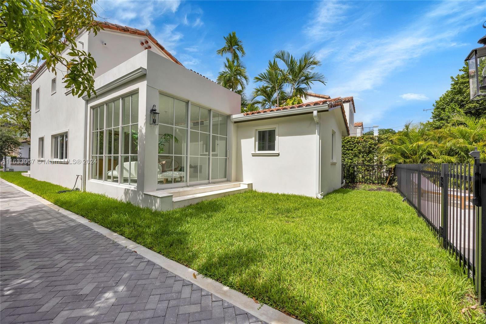 1109 Asturia Ave, Coral Gables, Florida image 37