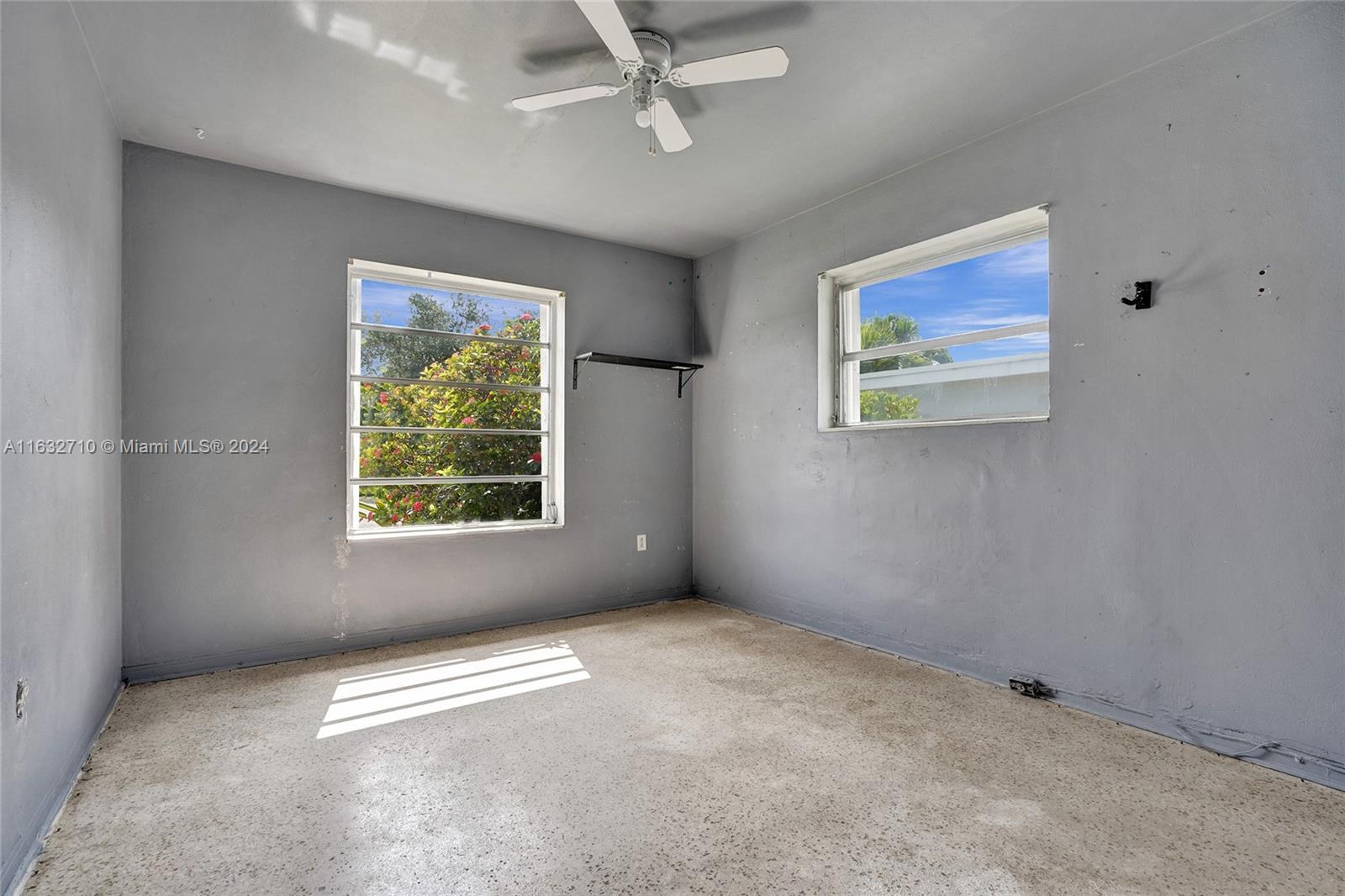 Listing Photo 18
