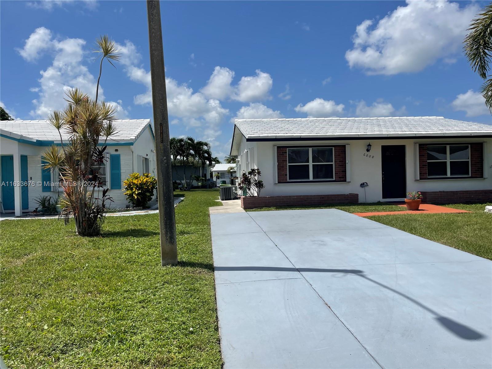 6808 NW 76th St, Tamarac, Florida image 3