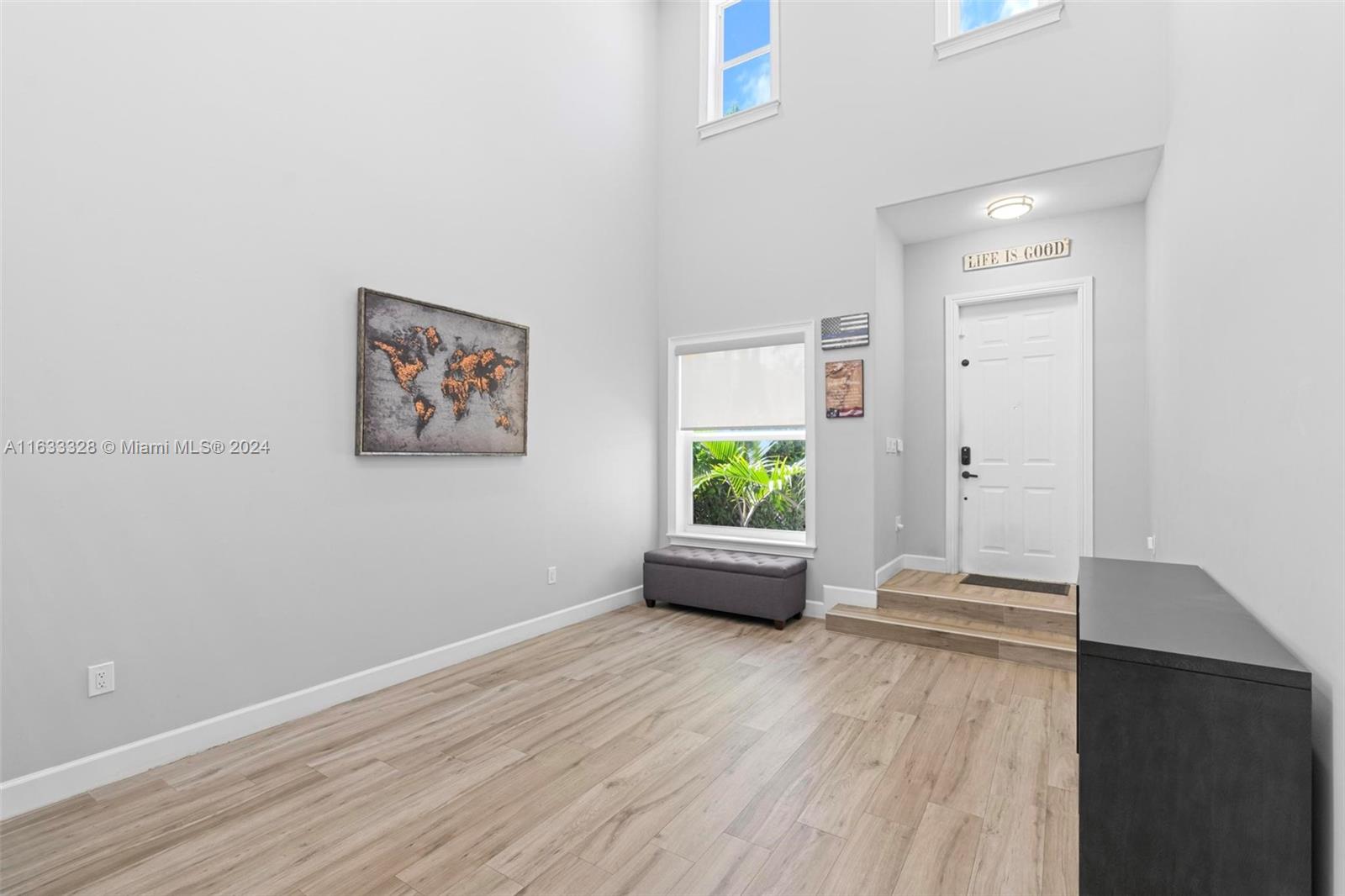 3227 NE 212th St, Aventura, Florida image 14