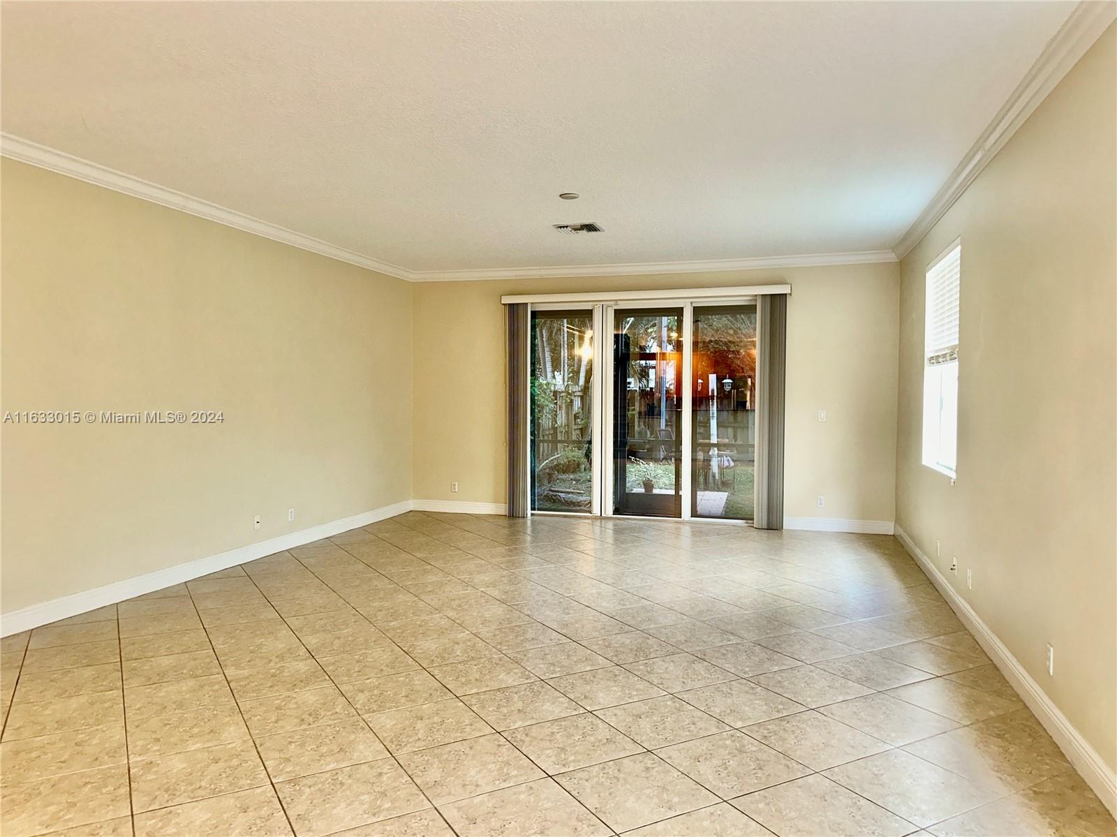 1121 NE 12th Ave, Fort Lauderdale, Florida image 14